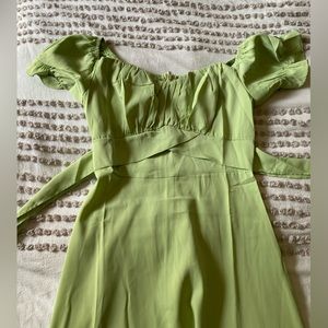 Light green short sleeve maxi dress